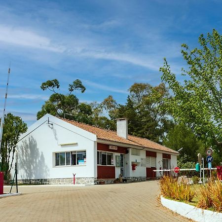 Parque De Campismo Orbitur Evora Hotell Eksteriør bilde